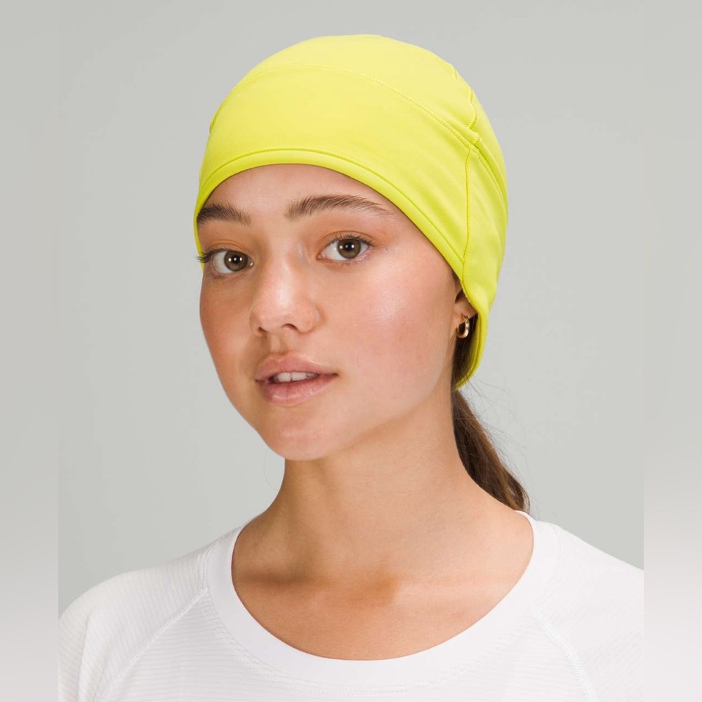 LULULEMON / Run For It All One Size Yellow Serpentine Water Repellent Beanie